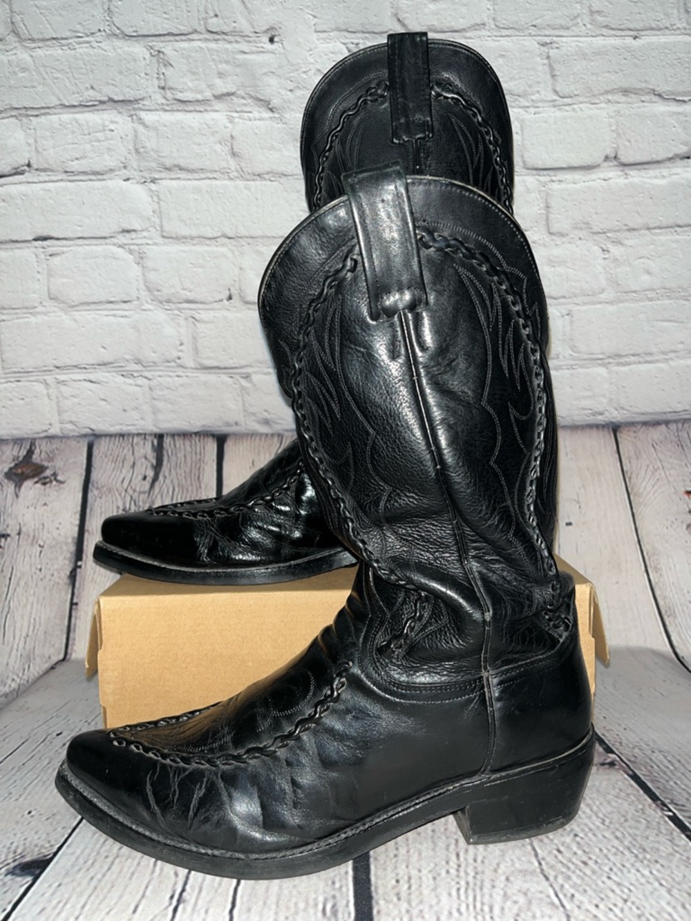 Vintage Dan Post Western Snip Toe Black Leather Cowboy Boots Size 10.5